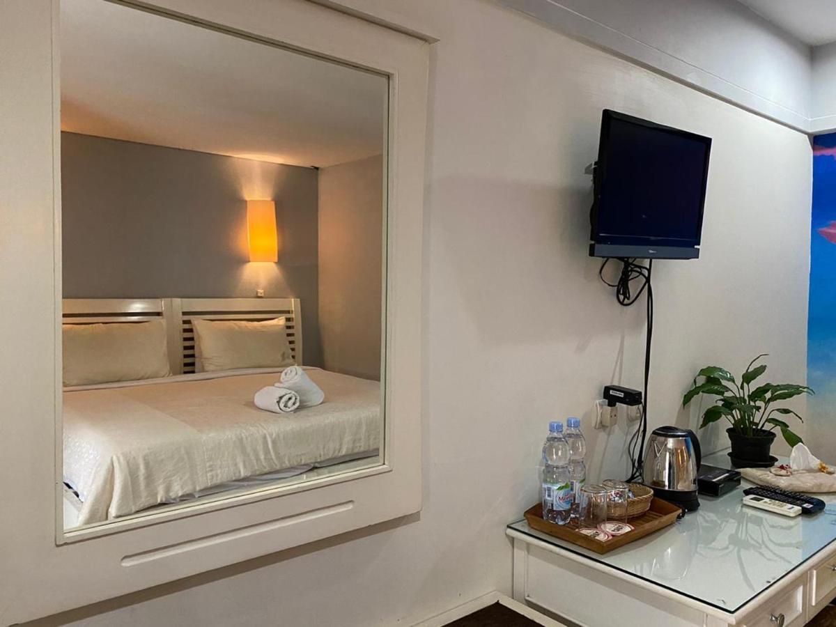 La Nostalgie Boutique Guest House Bandung Ngoại thất bức ảnh