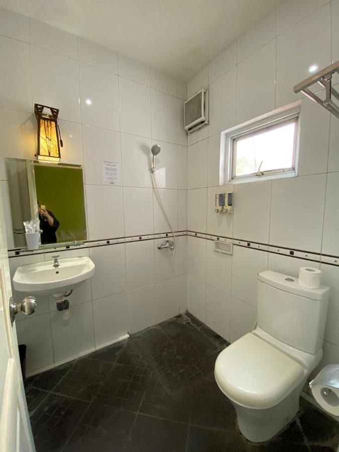 La Nostalgie Boutique Guest House Bandung Ngoại thất bức ảnh