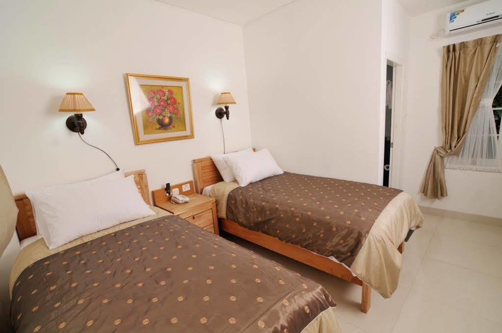 La Nostalgie Boutique Guest House Bandung Ngoại thất bức ảnh