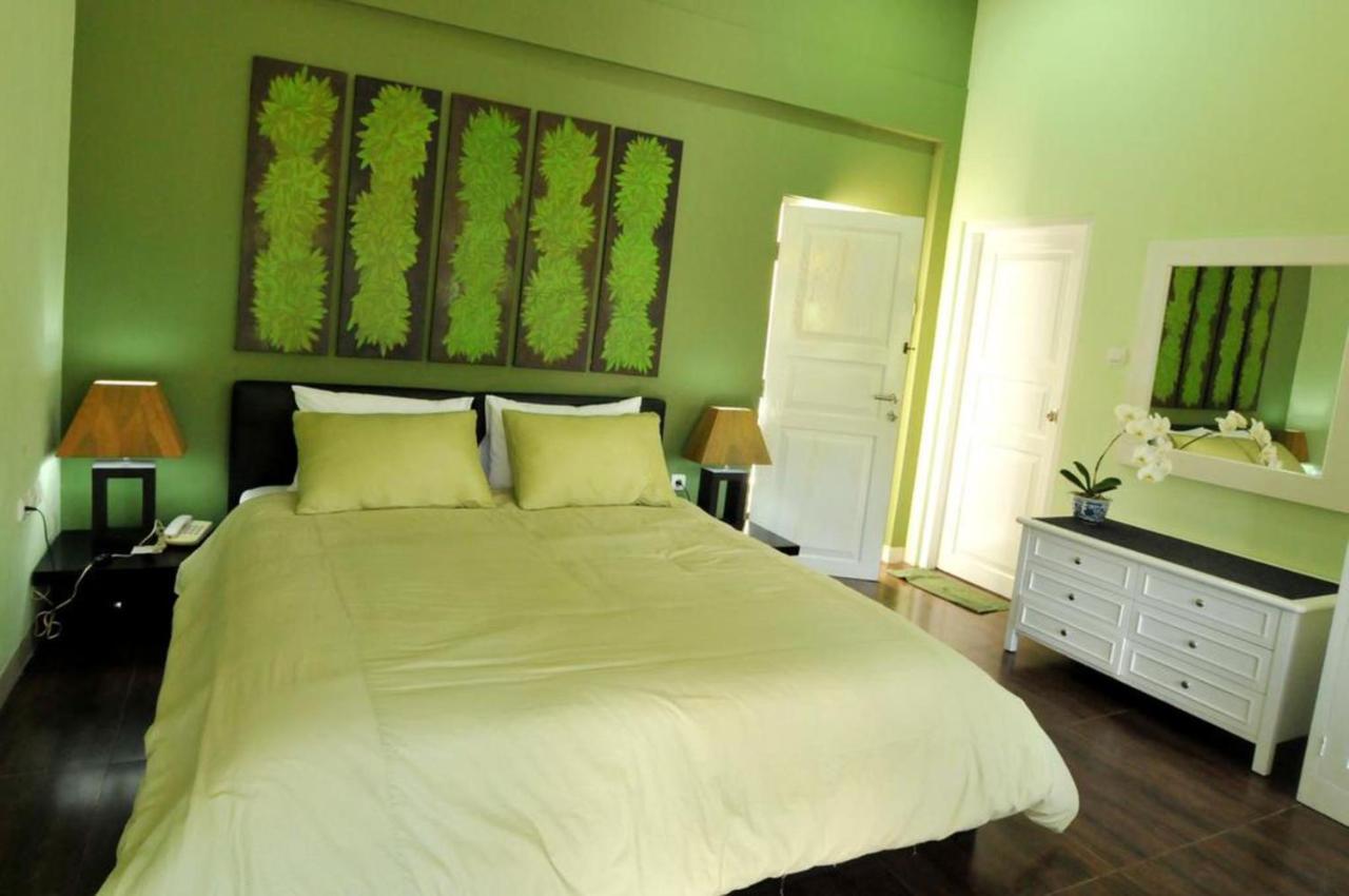 La Nostalgie Boutique Guest House Bandung Ngoại thất bức ảnh