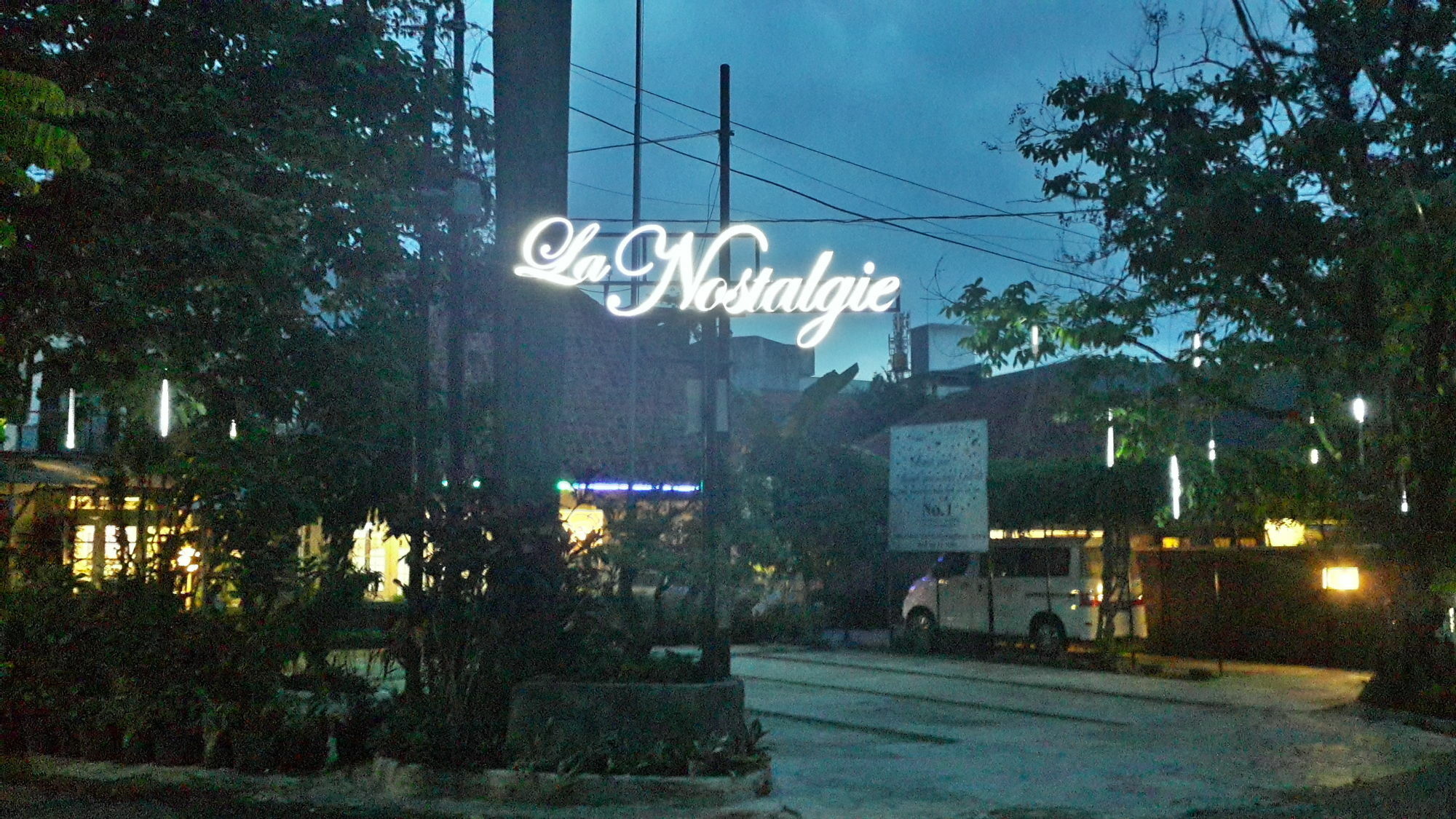 La Nostalgie Boutique Guest House Bandung Ngoại thất bức ảnh